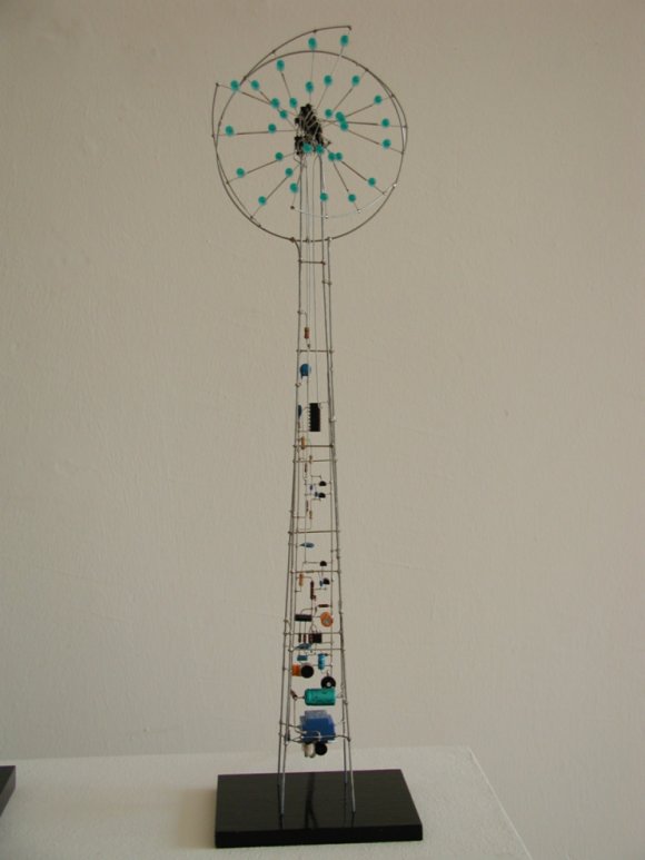 Peter Vogel: Blauer Spiralkopf, 2004, 52 cm hoch
